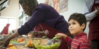 Meet the Nation’s First School District to Serve 100% Organic Meals