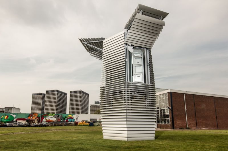 The Largest Air Purifier Ever Built Sucks Up Smog And Turns It Into Gem Stones 