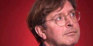 World Class Journalist Spills the Beans & Admits Mainstream Media is Completely Fake