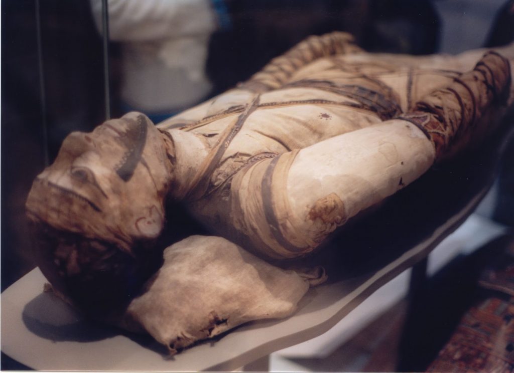 Mummy_at_British_Museum