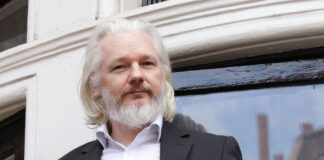 Justice for Assange – The Latest debacle of 2018 julian assange long white hair and beard