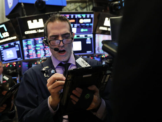 Dow Falls 650+ Points in Worst Christmas Eve Trading Day on Record