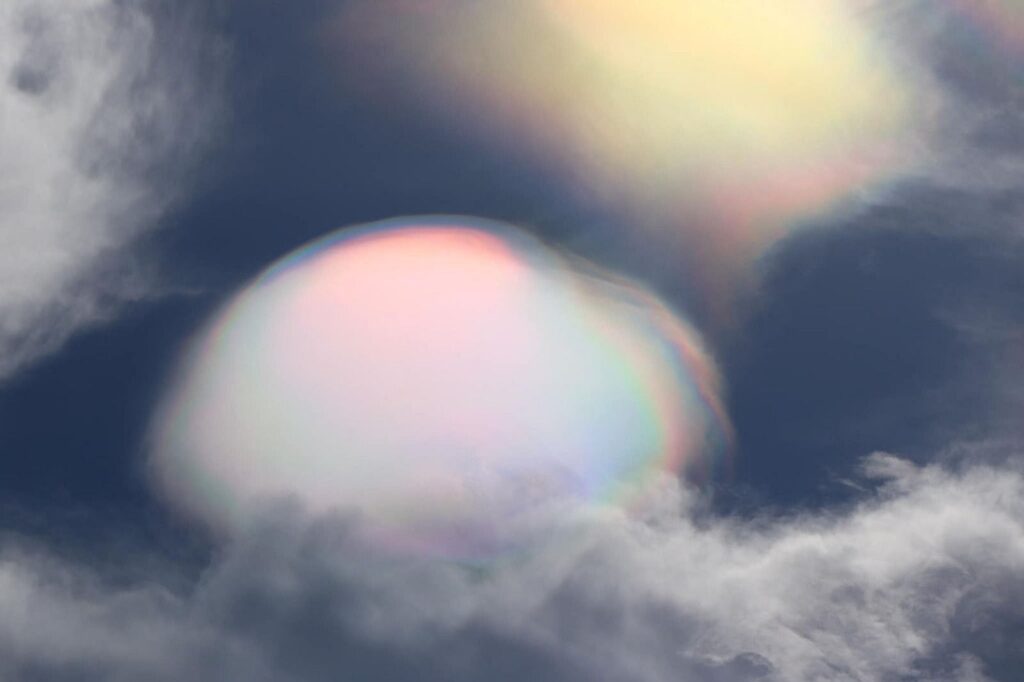 Cloud Ship Iridescence 