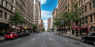 Blue State Exodus: People Fleeing New York and California for Texas and Florida, Study Finds