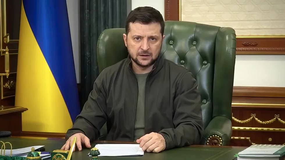The-puppet-Zelensky-thinking-its-time-to-run.jpg