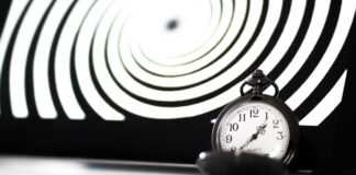 14 Helpful Types of Hypnosis and Hypnotherapy Revealed photo-1600166893106-ee2fad6c50ae (1)