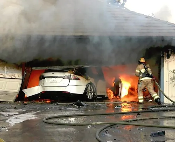 EV-fire-Orange-County-Fire-Authority